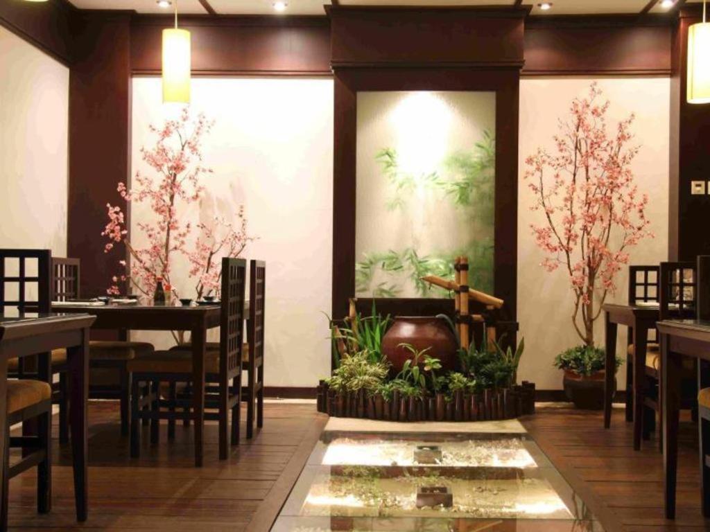 Regent'S Park Hotel Malang Extérieur photo